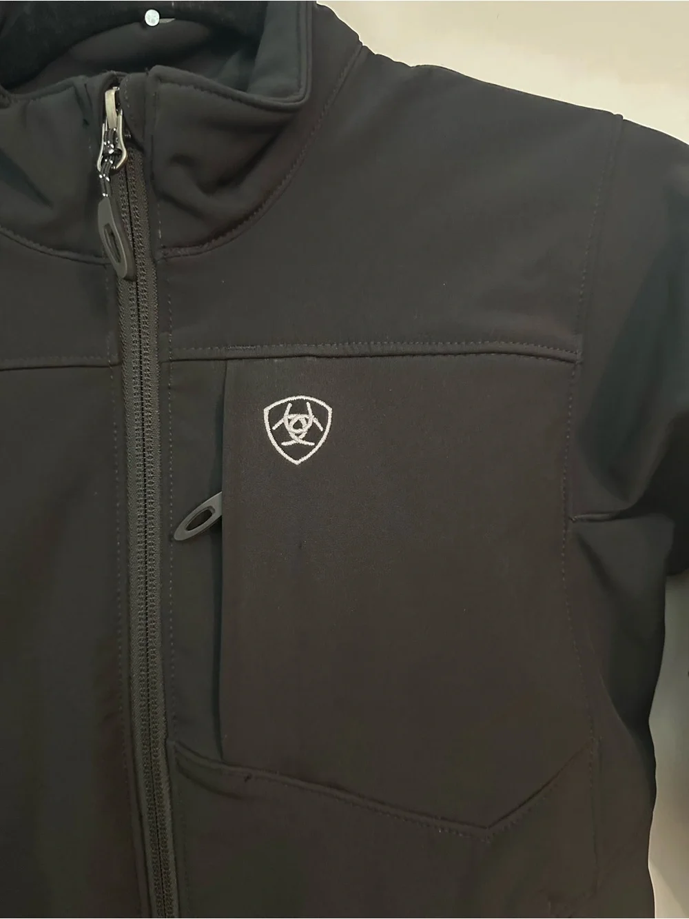 NWOT ARIAT BOYS' 2.0 SOFTSHELL PERFORMANCE STRETCH JACKET